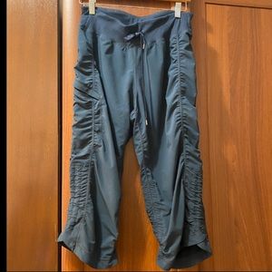 Navy Blue workout capris